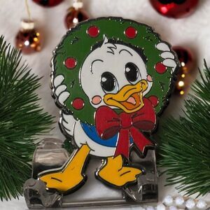 Disney Pin Donald Duck With A Wreath Christmas Cuties Holiday Mystery 2021
